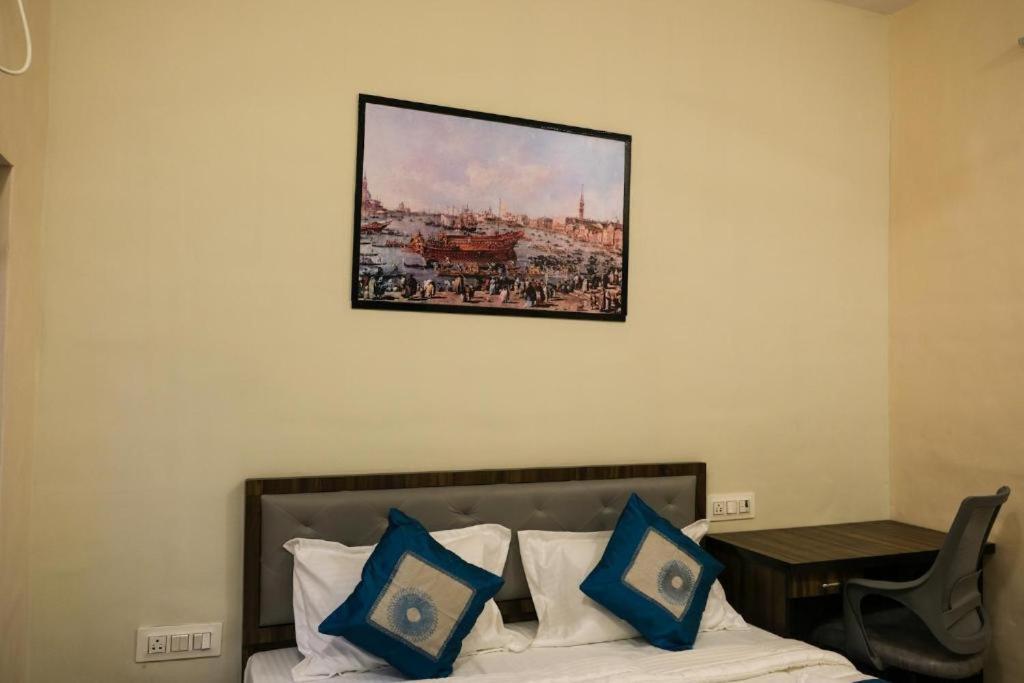 Hotel Vrc Mumbai  Buitenkant foto