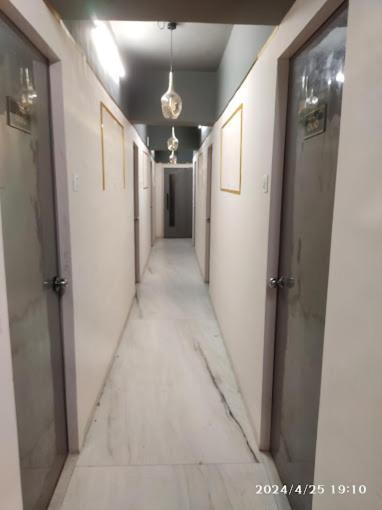 Hotel Vrc Mumbai  Buitenkant foto
